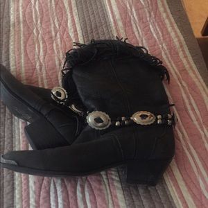 Women’s’ cowboy boots